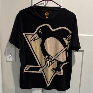 Wright & Ditson Black and Gold Graphic Tee